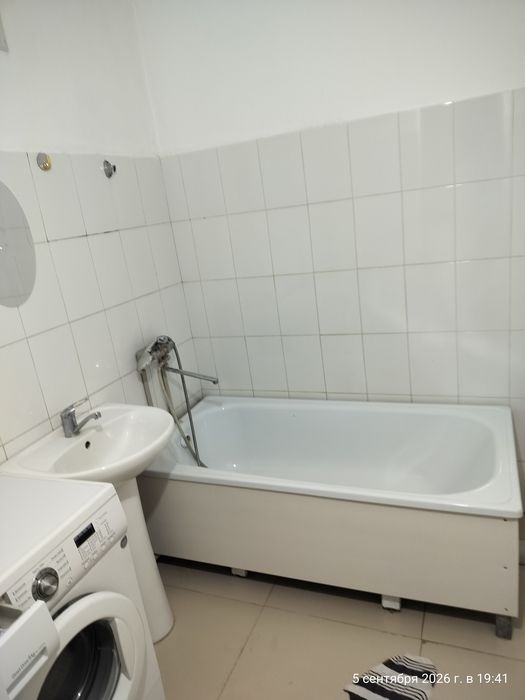 Мкр Нурсат -2 продается 3 ком квартира