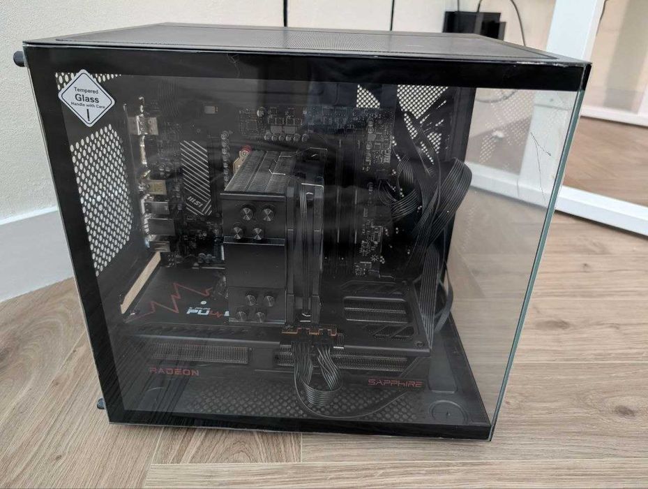 Steam Machine Ryzen 5 7500F / RX 9070 GRE 12GB / 32GB DDR5 / SSD 1TB