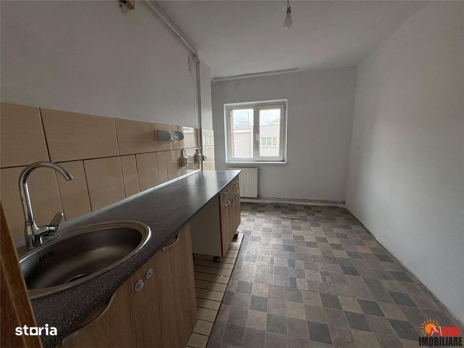 Apartament doua camere Centrul Civic - Zizinului
