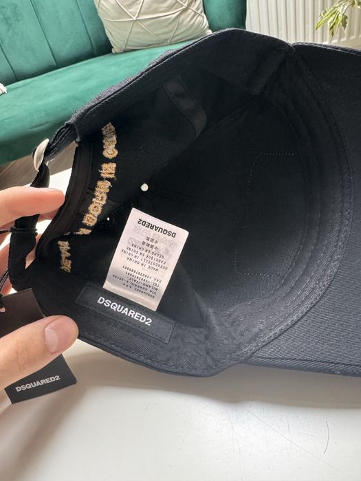 Sapca Dsquared2 noua