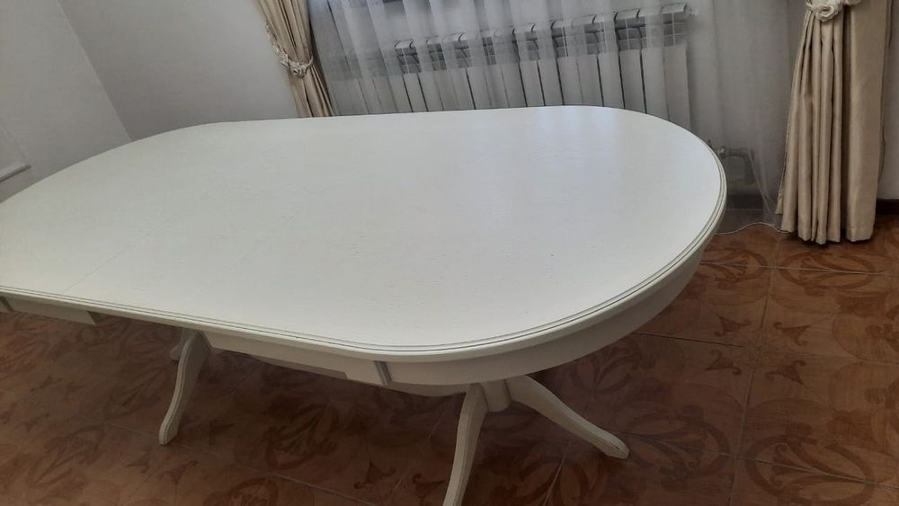 Продам стол хорошего качества