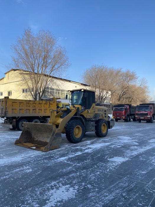 Услуги фронтальный погрузчик 2 куба планировка толкнуть грунт балласт