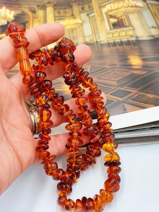 колие от руски естествен тъмен балтийски кехлибар, цвят коняк
100% нат