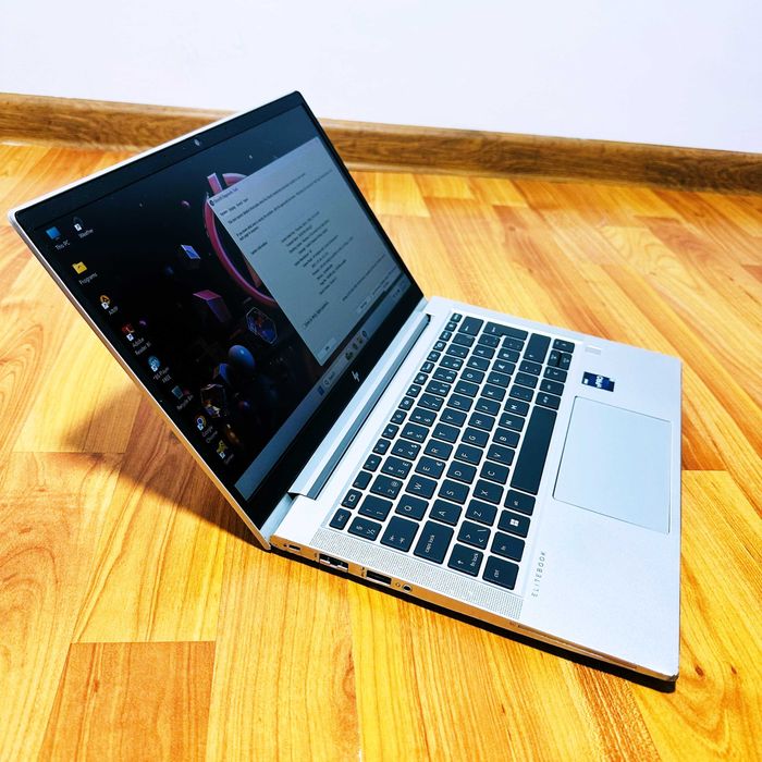 Laptop HP EliteBook IntelCore i5-1245U (12th gen) 12 CPUs, 16GB RAM, UltraSlim, Full HD, Livrare GRATUITA