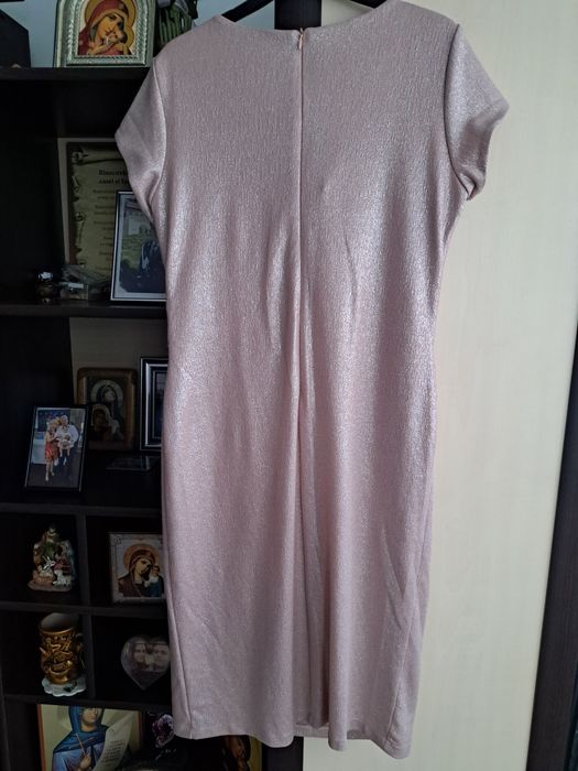 Vand rochie de ocazie