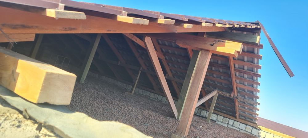 Металлочерепица. Решетки на окна. Окна