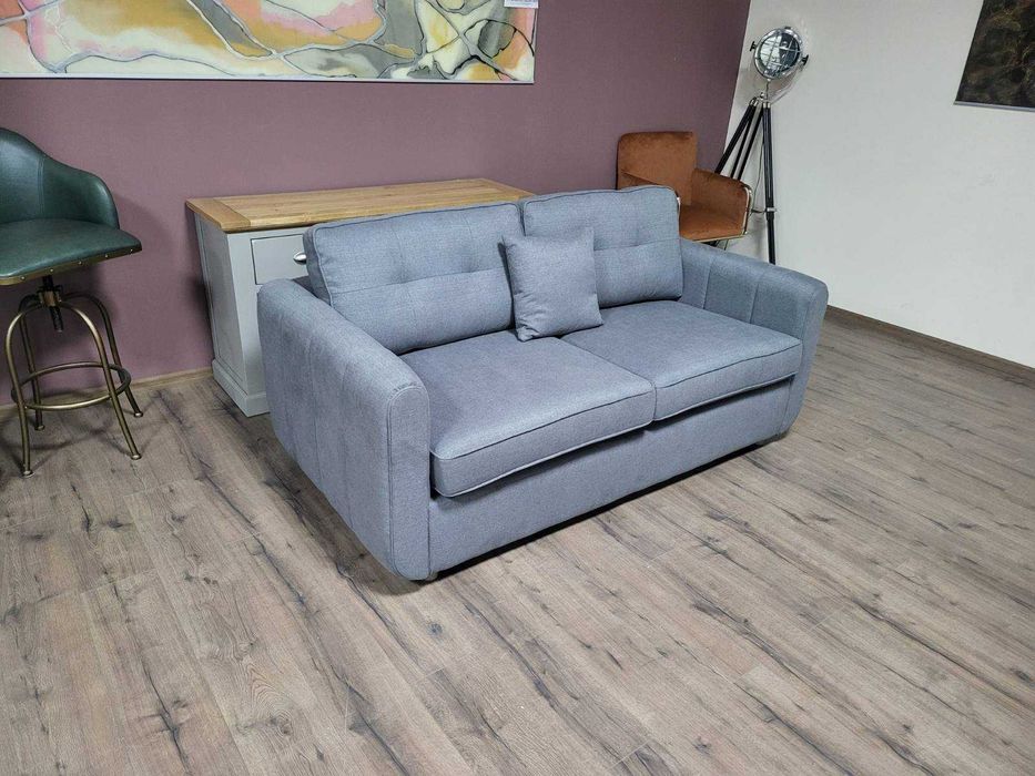 Сив диван от плат с функция сън