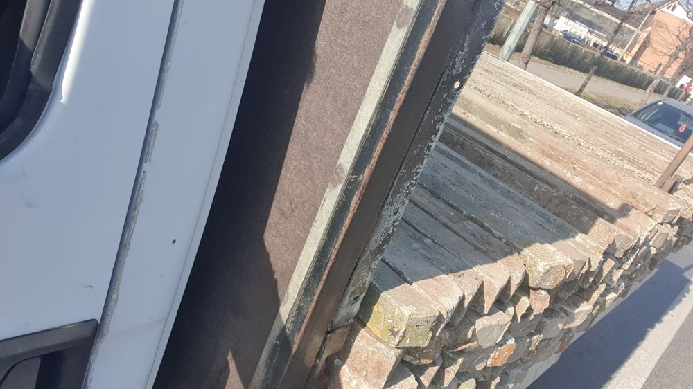 Vând spalieri de vie din beton