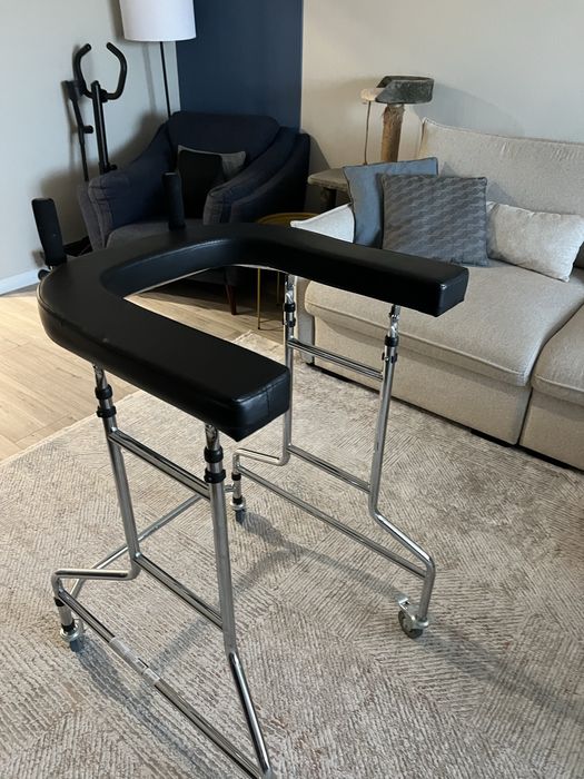 Ходунки-роллаторы для реабилитации