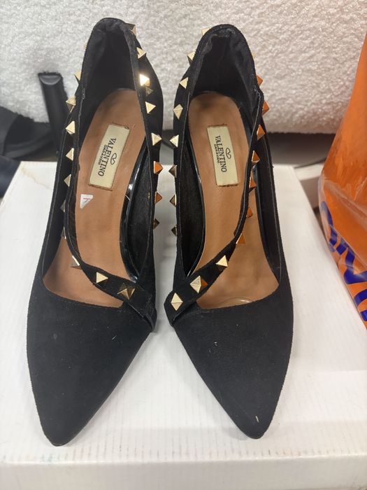 Продается Туфли женские новые