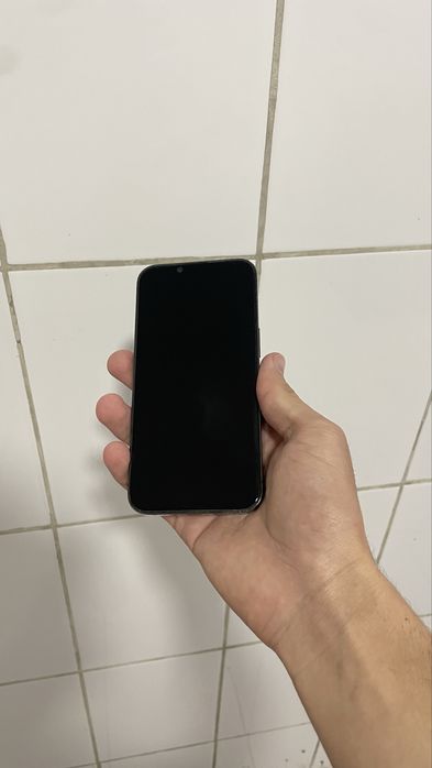 Iphone 13 pro srochna sotiladi