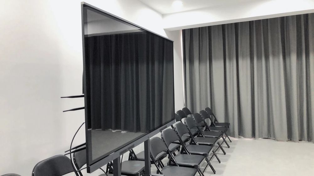 Интерактивная панель 98 диагональ