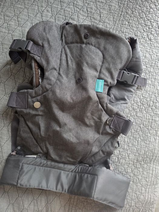 Бебешка ергономична раница- кенгуру infantino Flip 4 in 1