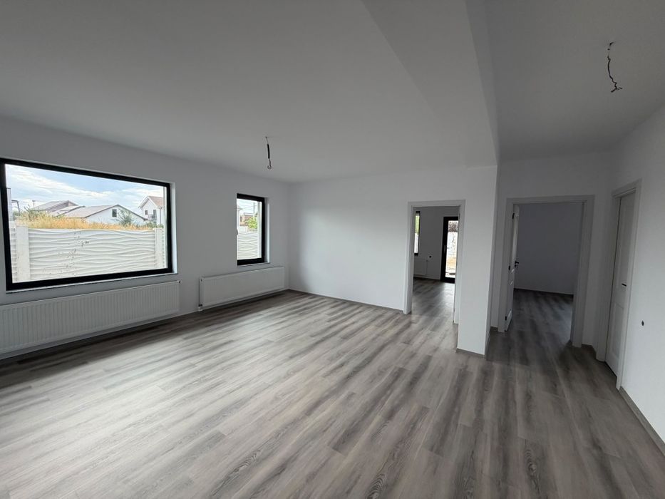 Casa de vânzare zona Căpșunărie Craiova