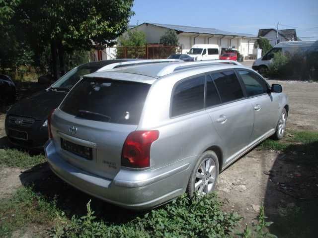 Piese dezmembrez TOYOTA AVENSIS T25 break caravan combi motor 2,0 diesel an 2006