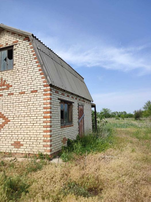 Продам дачный участок (дом)