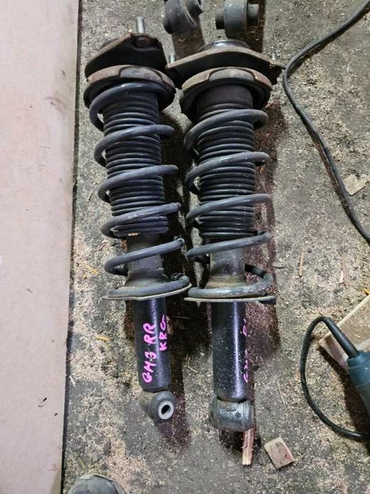 Амортизатор подвески Subaru