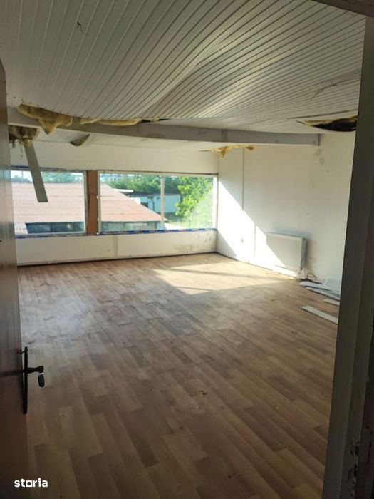 Vand teren comercial la E85 – Fostul Complex Roata Vietii.