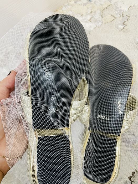 Женская обувь