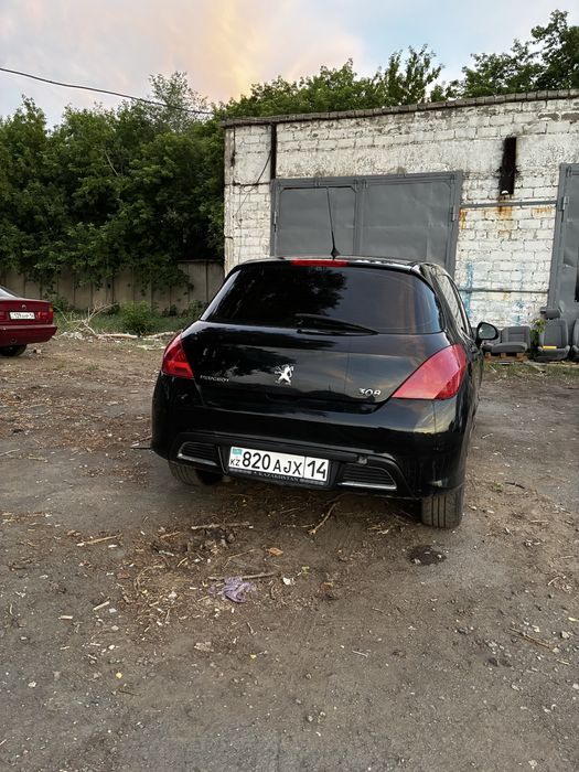 Продам машину пежо 308