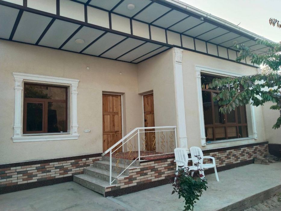 Ховли сотилади янги курилган уй