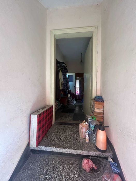 Двуетажна газифицирана къща, гр. Попово