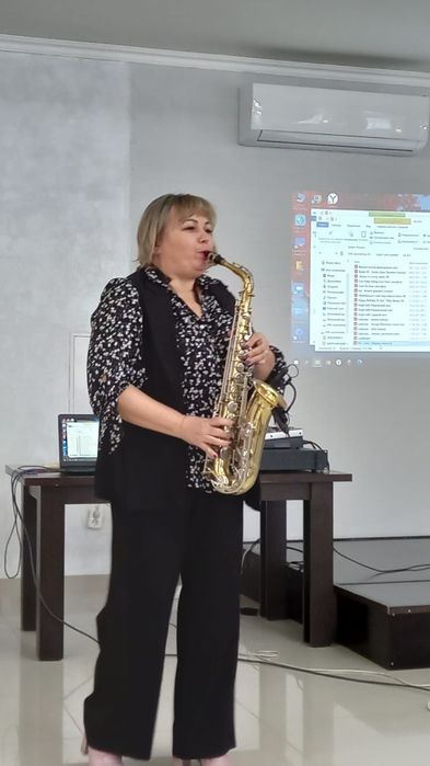 Ведущая, тамада с игровой программой