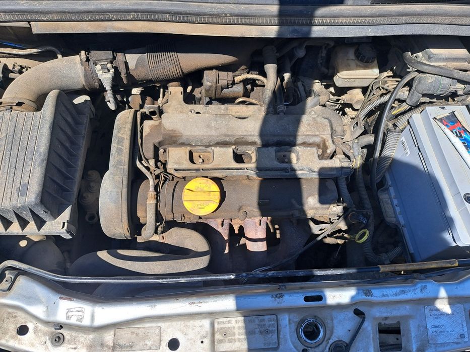 Опел Зафира 1.6 16V Автомат  на части !