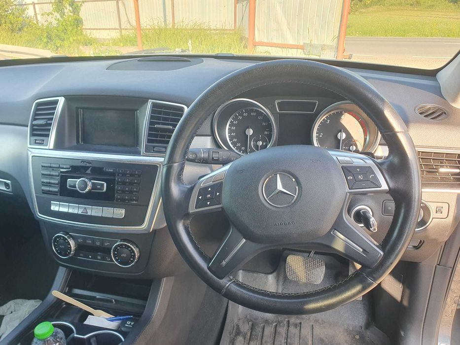 Dezmembrez Mercedes W166 ML 250 2.2D Auto 2013