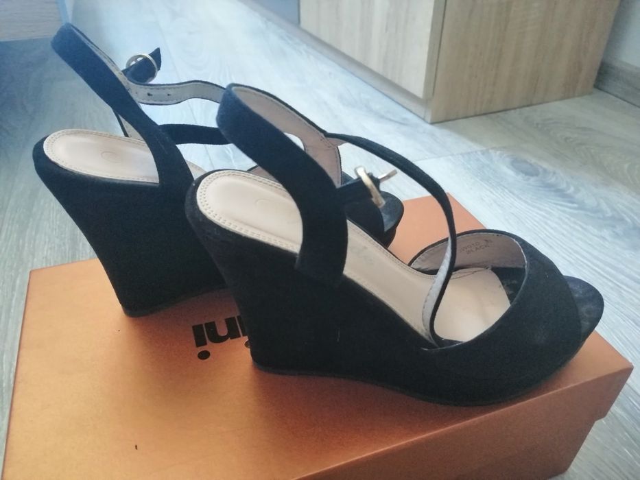 Оригинални обувки