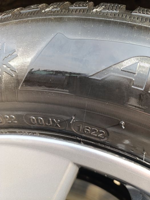 Джанти с гуми за Нисан Кашкай 7jx17,  5x114,3 Отвор 66,1