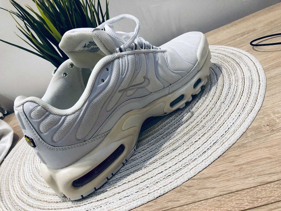 Маратонки Nike AirMax TN бели