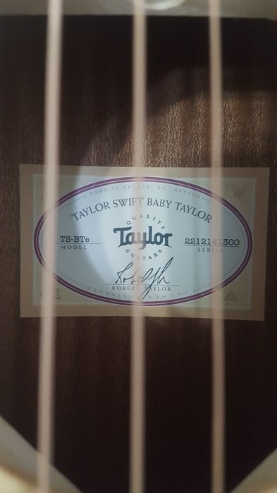 Гитара Taylor Swift