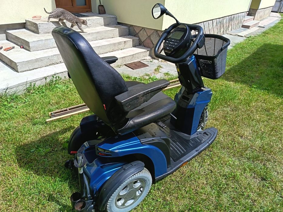 Scuter Electric Seniori / Persoane cu Dizabilități Sterling Elite 2 Plus
