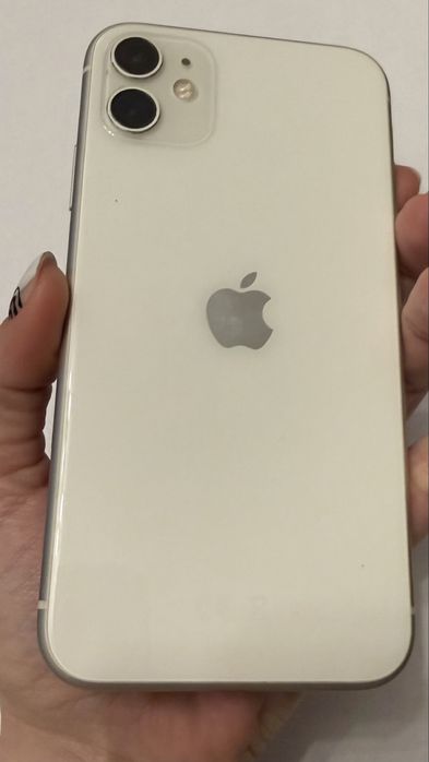 iPhone 11 — отличное состояние, полностью рабочий
