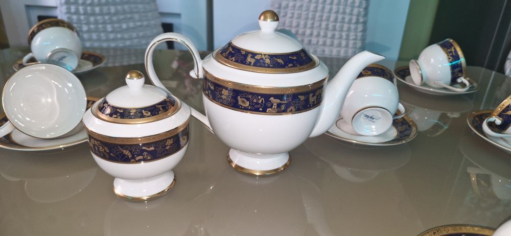 Set serviciu de cafea Zepter 12 piese. Pictate manual, aurite.