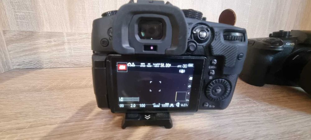 2x Panasonic GH5 + obiective Olympus & Sigma