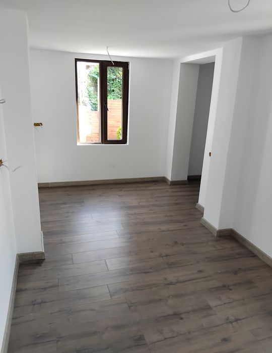 Продава се Къща в с. Сапарево, Област Кюстендил - 100 кв.м за 964 €/кв.м - Снимка #11