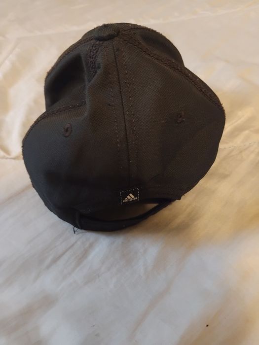 Мъжка шапка adidas