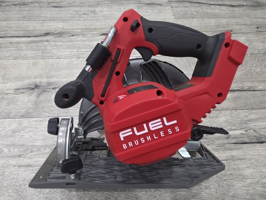 Продам инструмент Milwaukee