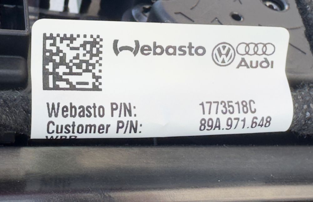 Панорама AUDI Q4 E - TRON 89A971648 89A877041E 89A907594BC