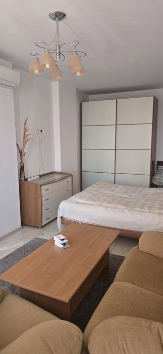 Дава се под наем Тристаен апартамент в Русе, Хъшове - 120 кв.м за 663 € - Снимка #3