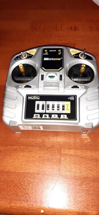 Barcuta planta si 5 lansete crap