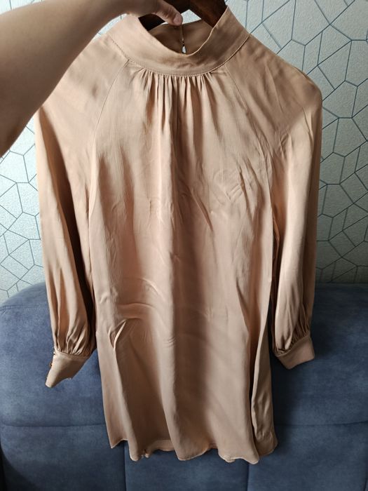 Короткое женское платье