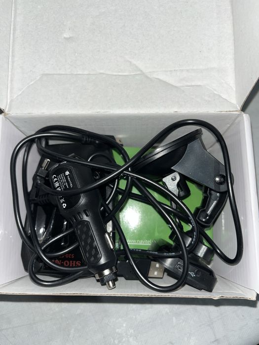 GPS навигатор для автомобиля новый и б/у