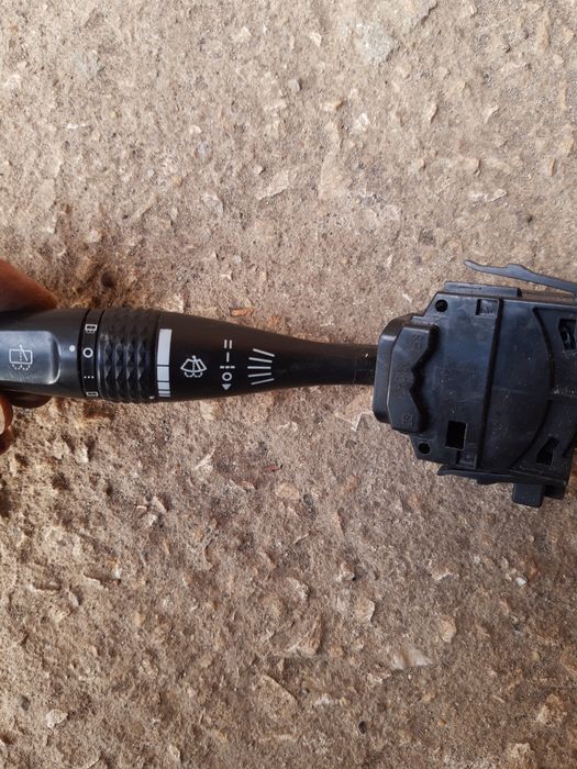 Превключватели лостчета за мигачи фарове чистачки Mitsubishi Outlander