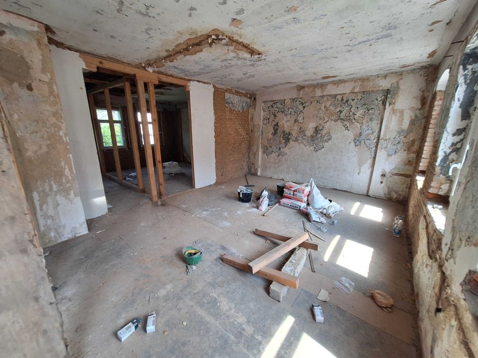 Къща в Германия,  Саксония в близост до гр. Кемниц