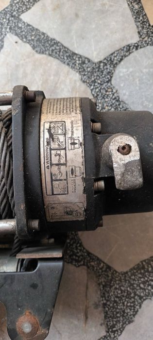 Продавам ЛЕБЕДКА 12V 13000 LBS STEALTH