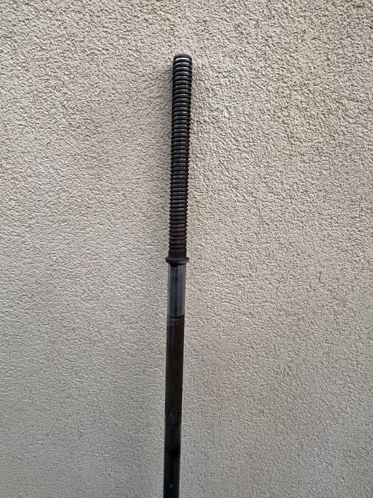 Винтова щанга с чугунени дискове –  30 кг.