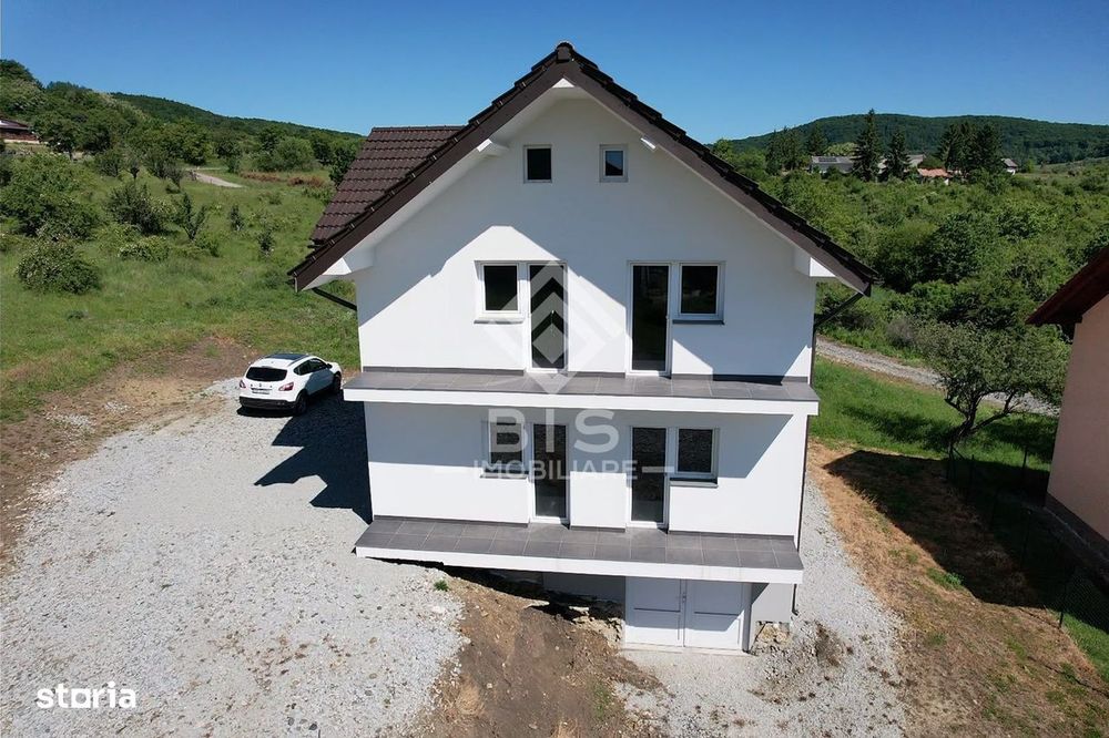 Vilă S+P+M de Vânzare | Bistrița, Zona DN17C (lângă Pico Verde)